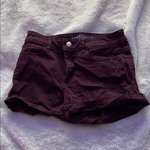 American eagle maroon shorts